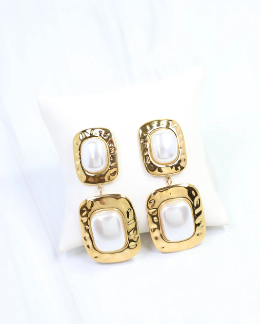 Darlyn Geometric Pearl Dangle Earring