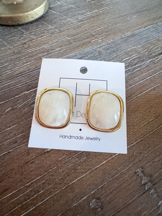 Cream Stone Earrings