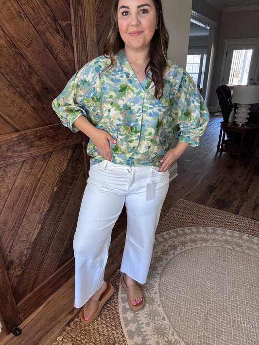 Olivia White Cropped Jeans