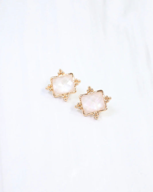 Kerang Square Stud Earring White