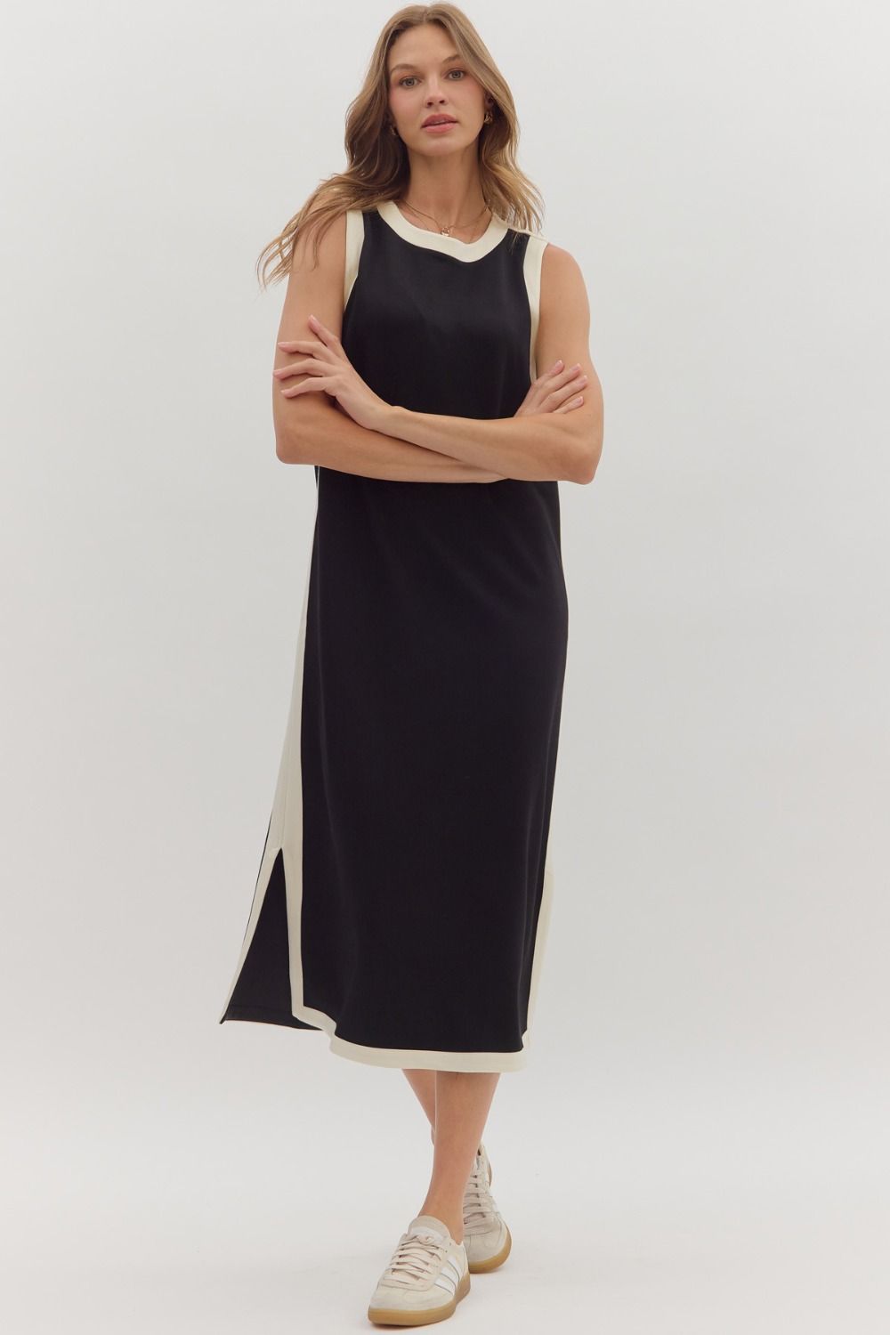 Black Sleeveless Midi