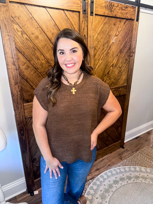 Oversized Crew Neck Sweater Vest: BROWN
