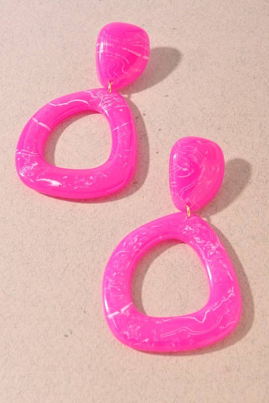 RESIN GEOMETRIC DANGLE EARRINGS